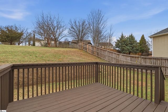 727 Dutchman Court, Greer, SC 29651