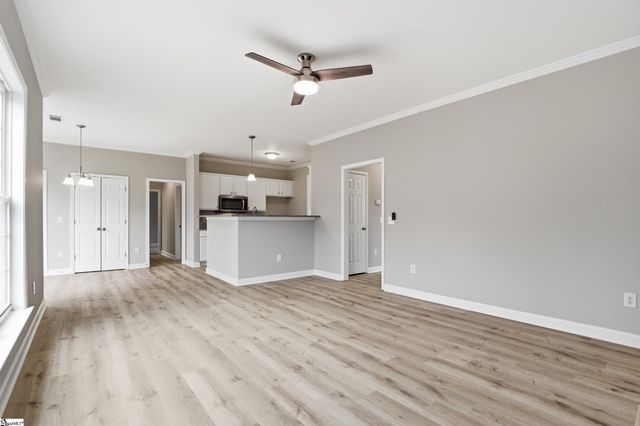 727 Dutchman Court, Greer, SC 29651