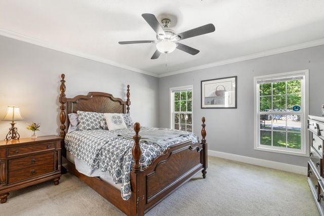 1040 Longpoint Road, Cross, SC 29436