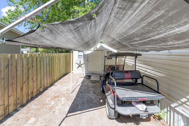 1040 Longpoint Road, Cross, SC 29436