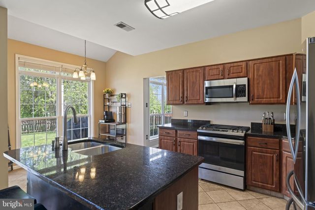 105 SHIRE LN, Schwenksville, PA 19473