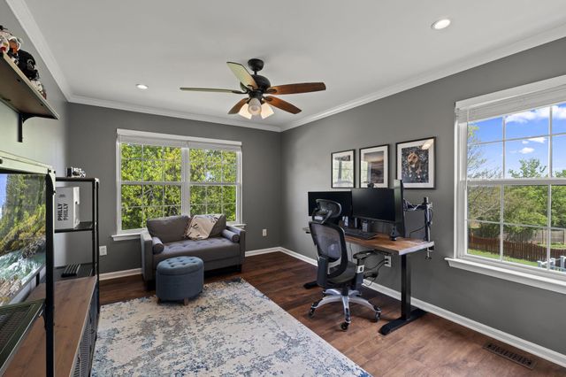 105 SHIRE LN, Schwenksville, PA 19473