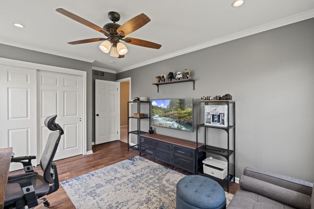 105 SHIRE LN, Schwenksville, PA 19473