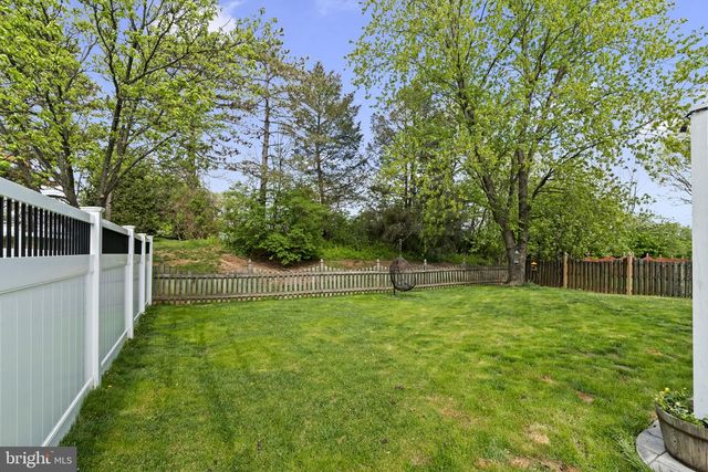 105 SHIRE LN, Schwenksville, PA 19473