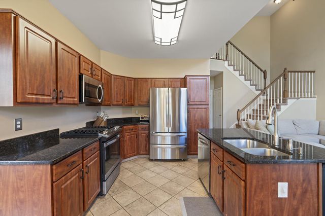 105 SHIRE LN, Schwenksville, PA 19473