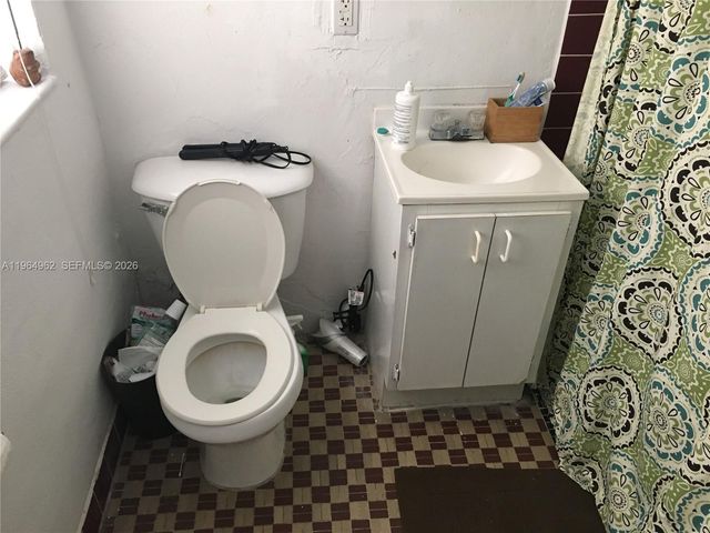 5905 NW 3rd Ave 3, Miami, FL 33127