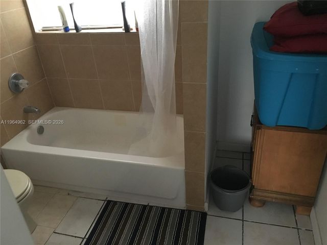 5905 NW 3rd Ave 3, Miami, FL 33127