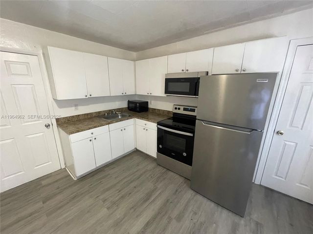 5905 NW 3rd Ave 3, Miami, FL 33127