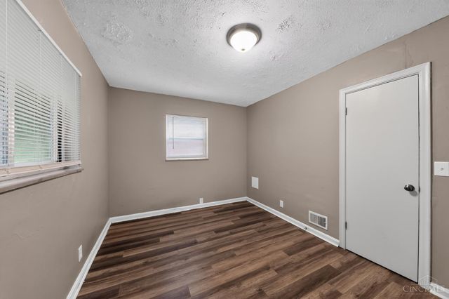 3254 Gobel Avenue, Cincinnati, OH 45211