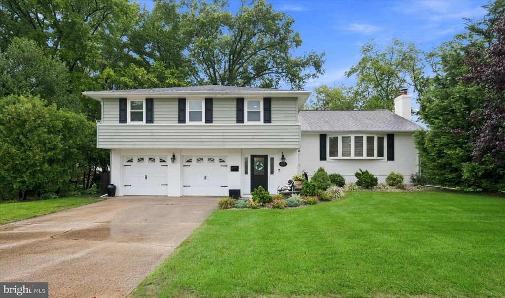 2401 MATWOOD RD, WILMINGTON, DE 19810 — exterior
