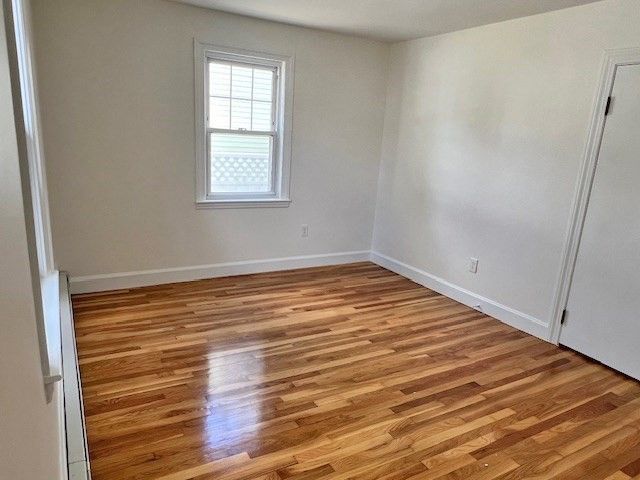 77 Vezina St, Leominster, MA 01453