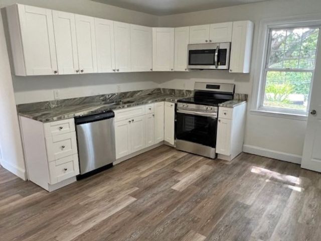 77 Vezina St, Leominster, MA 01453
