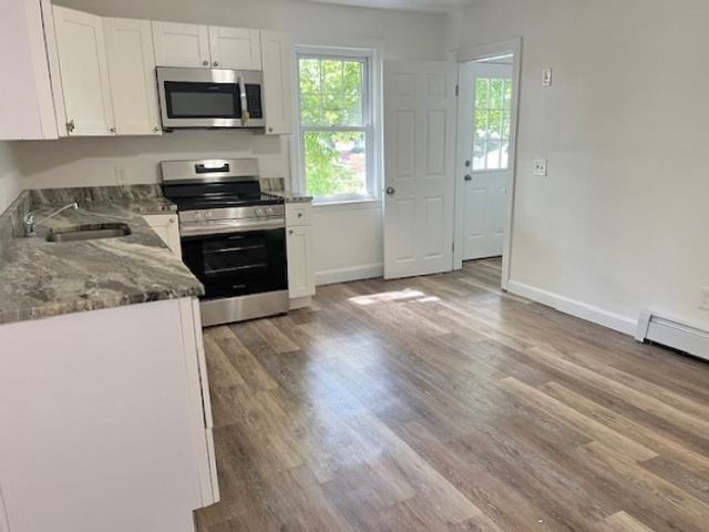 77 Vezina St, Leominster, MA 01453