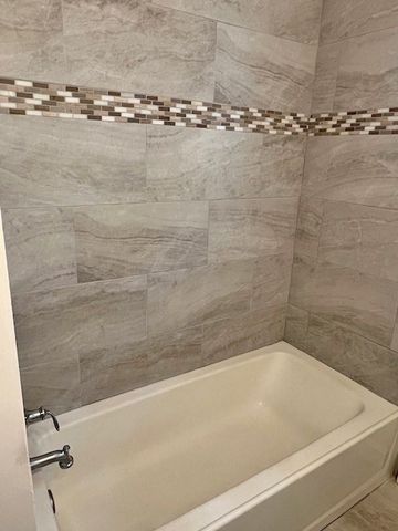 77 Vezina St, Leominster, MA 01453