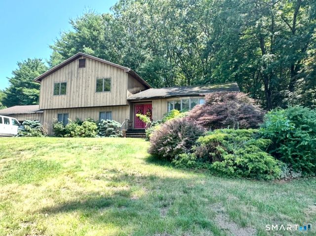 45 Quail Hollow Drive, Southington, CT 06489