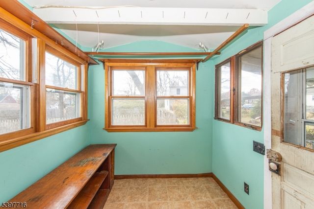 17 Madison Ave, Parsippany-troy Hills Twp., NJ 07034