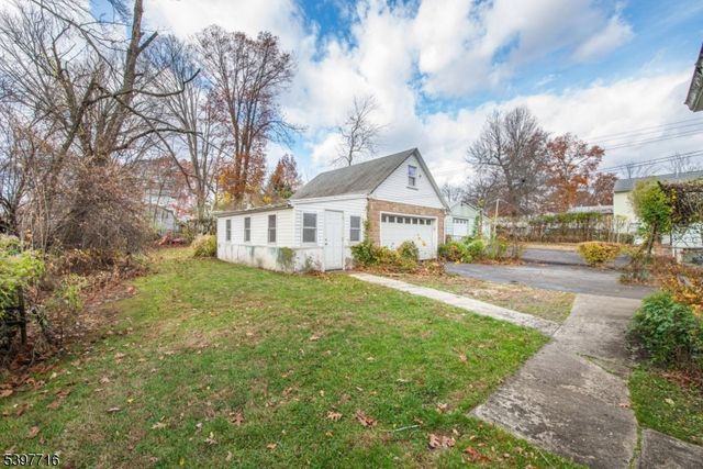 17 Madison Ave, Parsippany-troy Hills Twp., NJ 07034