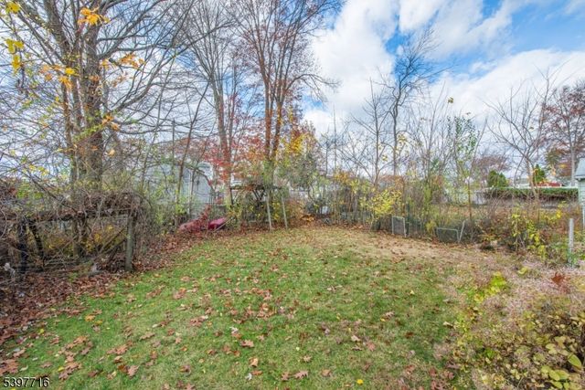 17 Madison Ave, Parsippany-troy Hills Twp., NJ 07034