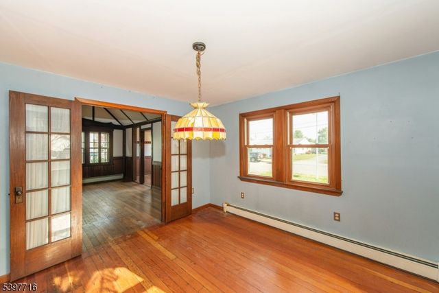 17 Madison Ave, Parsippany-troy Hills Twp., NJ 07034