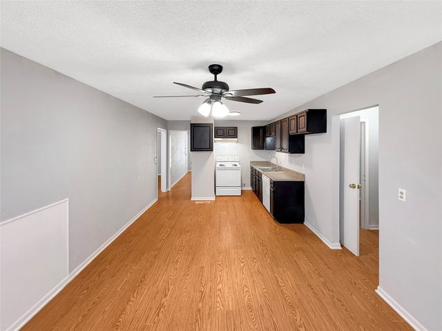 6216 Loydhill Lane, Fort Worth, TX 76135