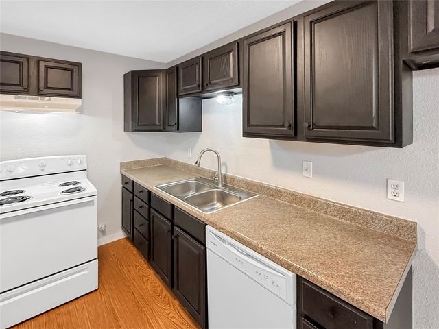 6216 Loydhill Lane, Fort Worth, TX 76135