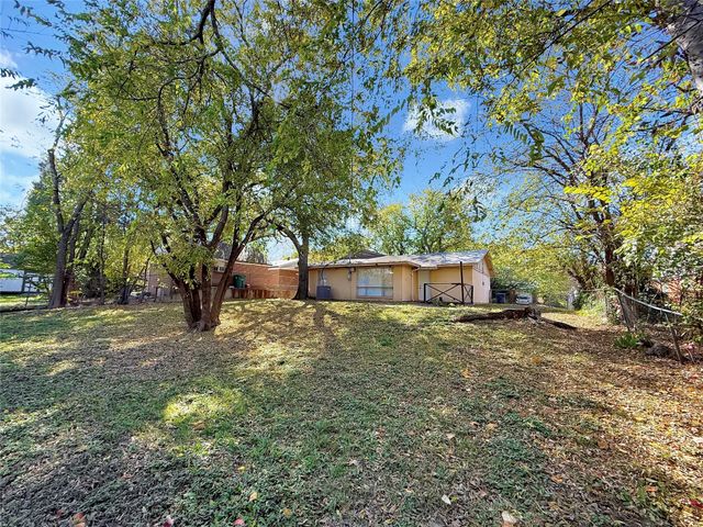 6216 Loydhill Lane, Fort Worth, TX 76135