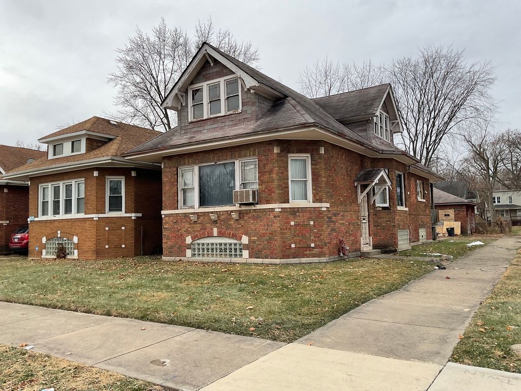 11700 S Parnell Avenue, Chicago, IL 60628