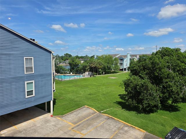 18519 Egret Bay Boulevard 1714, Webster, TX 77058