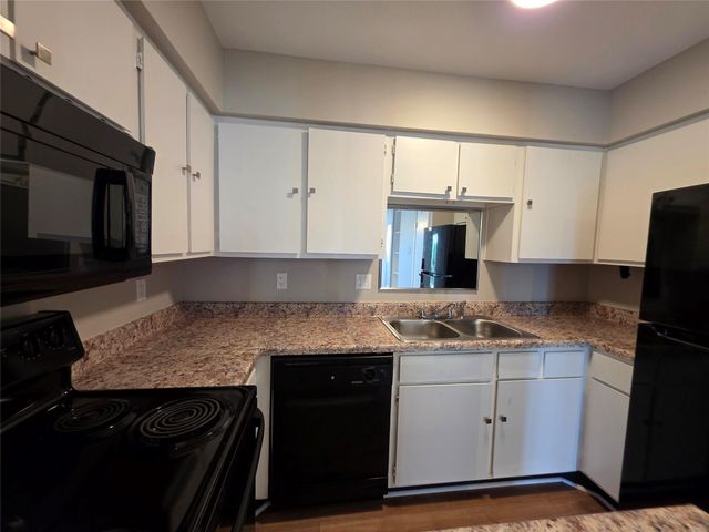 18519 Egret Bay Boulevard 1714, Webster, TX 77058
