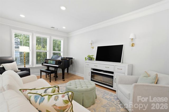 1120 Drummond Avenue, Charlotte, NC 28205
