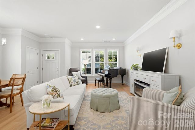 1120 Drummond Avenue, Charlotte, NC 28205