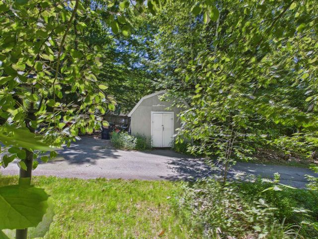 30 Patricia Ann Drive, Tilton, NH 03276