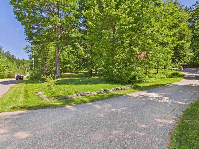 30 Patricia Ann Drive, Tilton, NH 03276