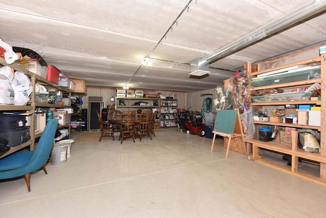 11011 W Meadowcreek DRIVE, Milwaukee, WI 53224
