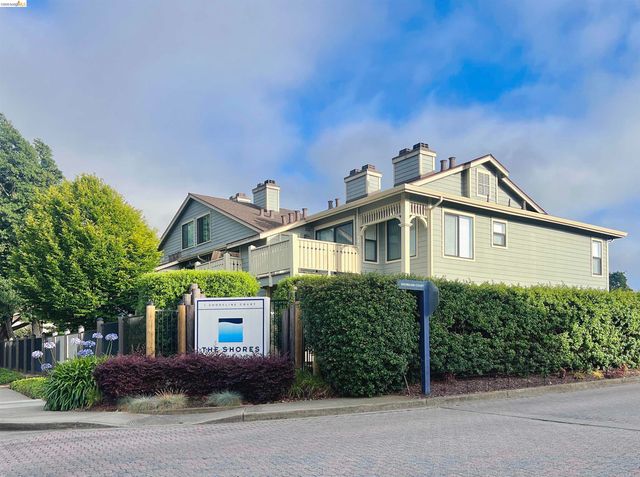 187 Shoreline Ct, Richmond, CA 94804