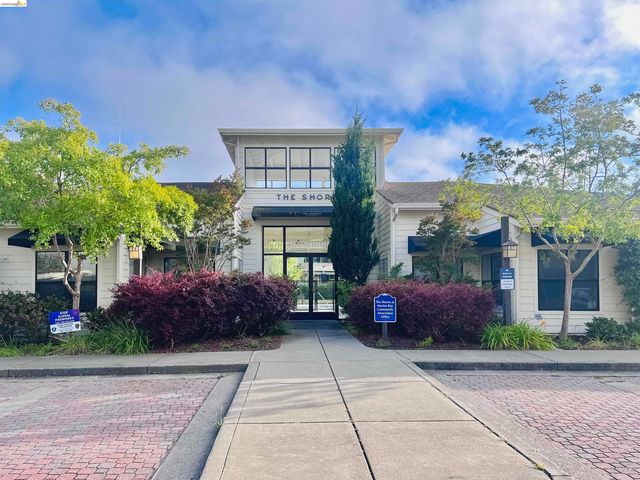 187 Shoreline Ct, Richmond, CA 94804