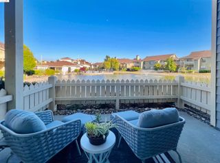 187 Shoreline Ct, Richmond, CA 94804