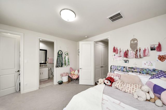 10928 Wrenwood Park, Houston, TX 77043