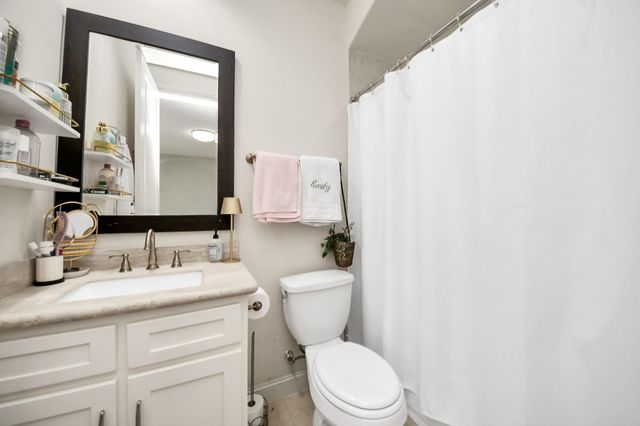 10928 Wrenwood Park, Houston, TX 77043