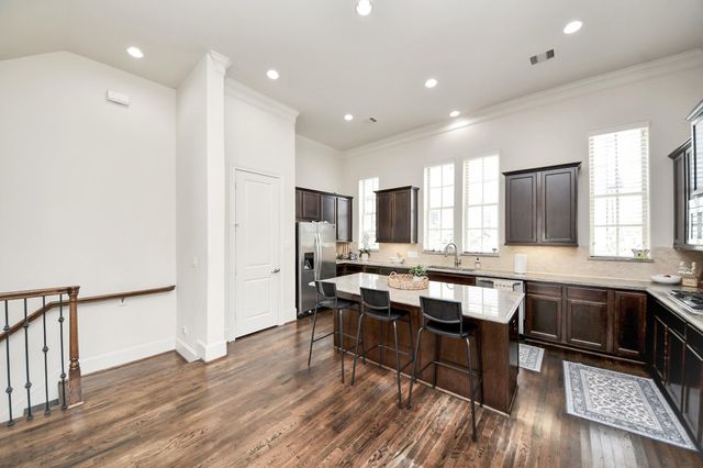 10928 Wrenwood Park, Houston, TX 77043
