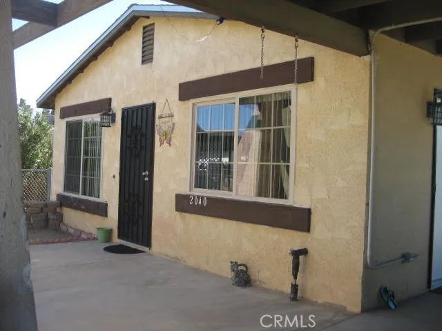 2040 Yosemite Drive, Barstow, CA 92311