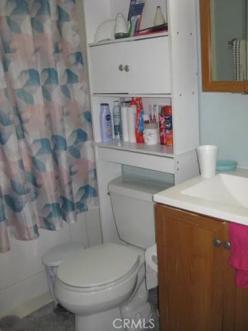 2040 Yosemite Drive, Barstow, CA 92311