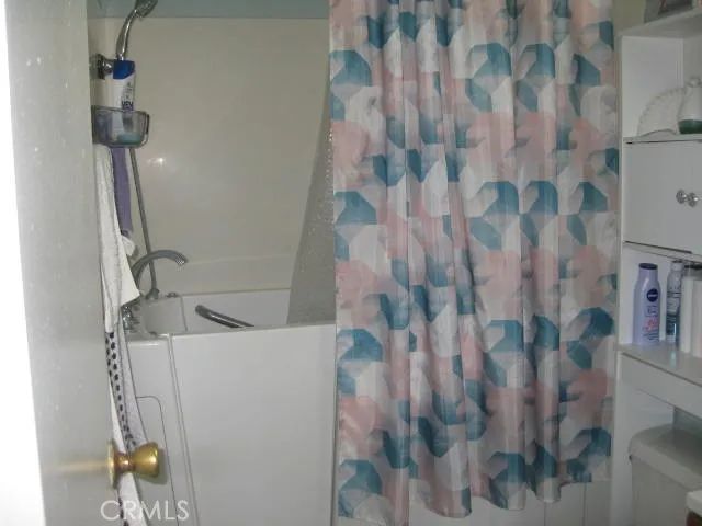 2040 Yosemite Drive, Barstow, CA 92311