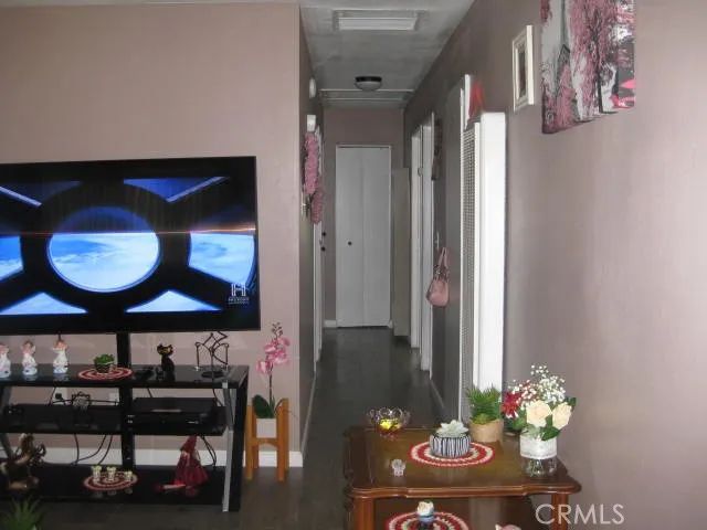 2040 Yosemite Drive, Barstow, CA 92311