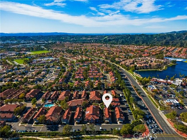2 Via Pariente, Rancho Santa Margarita, CA 92688