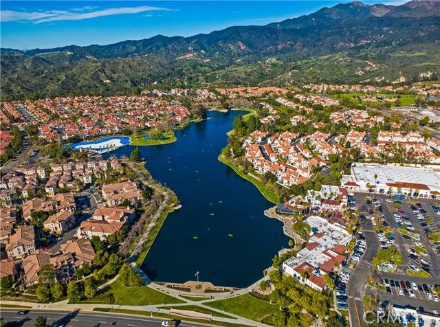 2 Via Pariente, Rancho Santa Margarita, CA 92688