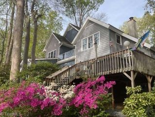 144 Riverside Court, Lexington, NC 27292