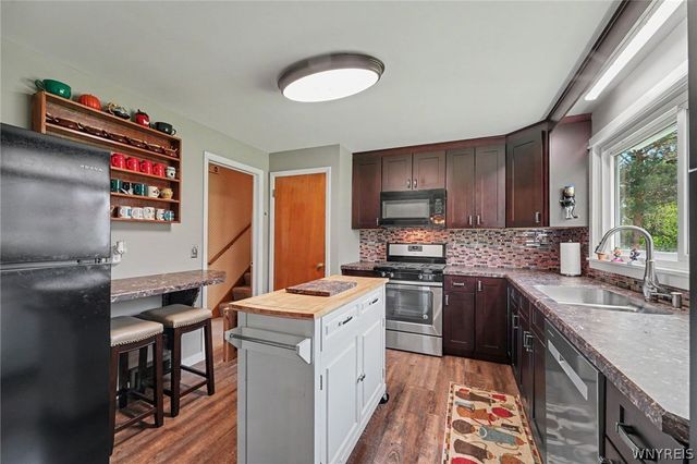 1599 Hubbard Road, Aurora, NY 14052