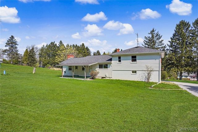 1599 Hubbard Road, Aurora, NY 14052