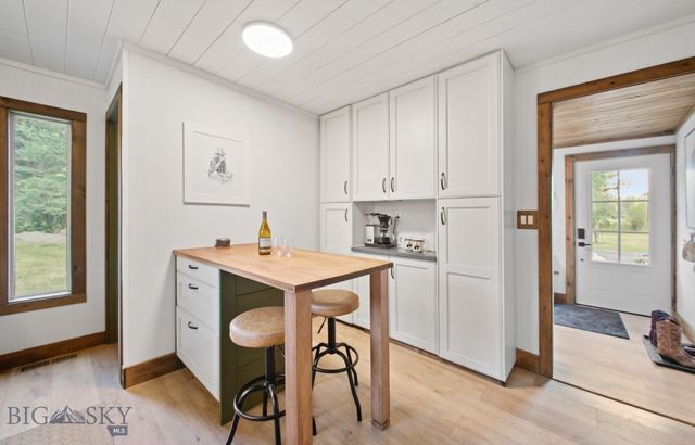 4948 US Highway 89 S, Livingston, MT 59047